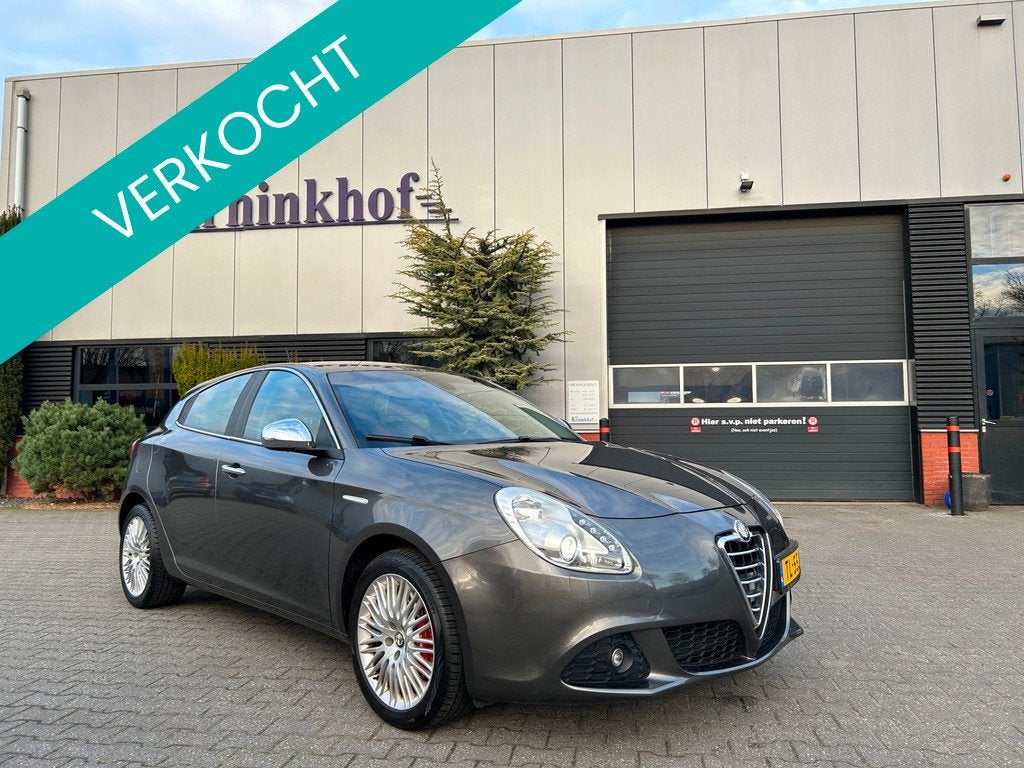 Alfa Romeo Giulietta 1.4 T Exclusive, Voorwielaandrijving, Euro 5, Gebruikt, Handgeschakeld