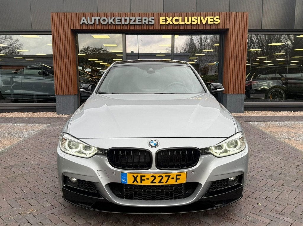 BMW 3-serie 335i xDrive High Executive M-Pakket, Head-up, Ak, Auto's, BMW, Stof, Bedrijf, Vierwielaandrijving, Automatische klimaatregeling