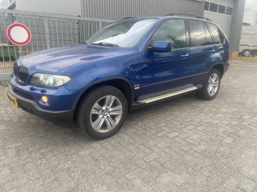 BMW X5 3.0 D AUT 2005 Blauw leuke auto veel extas 2 set velg, Auto's, 2993 cc, 2080 kg, Bedrijf, Diesel