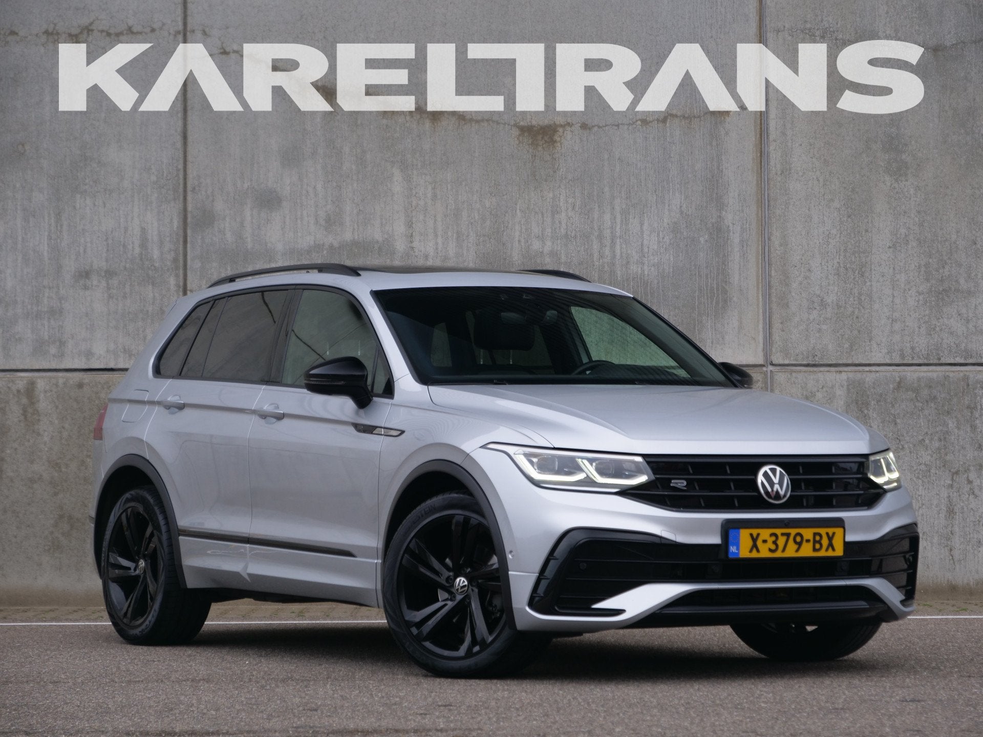 Volkswagen Tiguan 1.5 TSI R-Line | panorama | head-up | Trek, Auto's, 1441 kg, 4 cilinders, 150 pk, Head-up Display