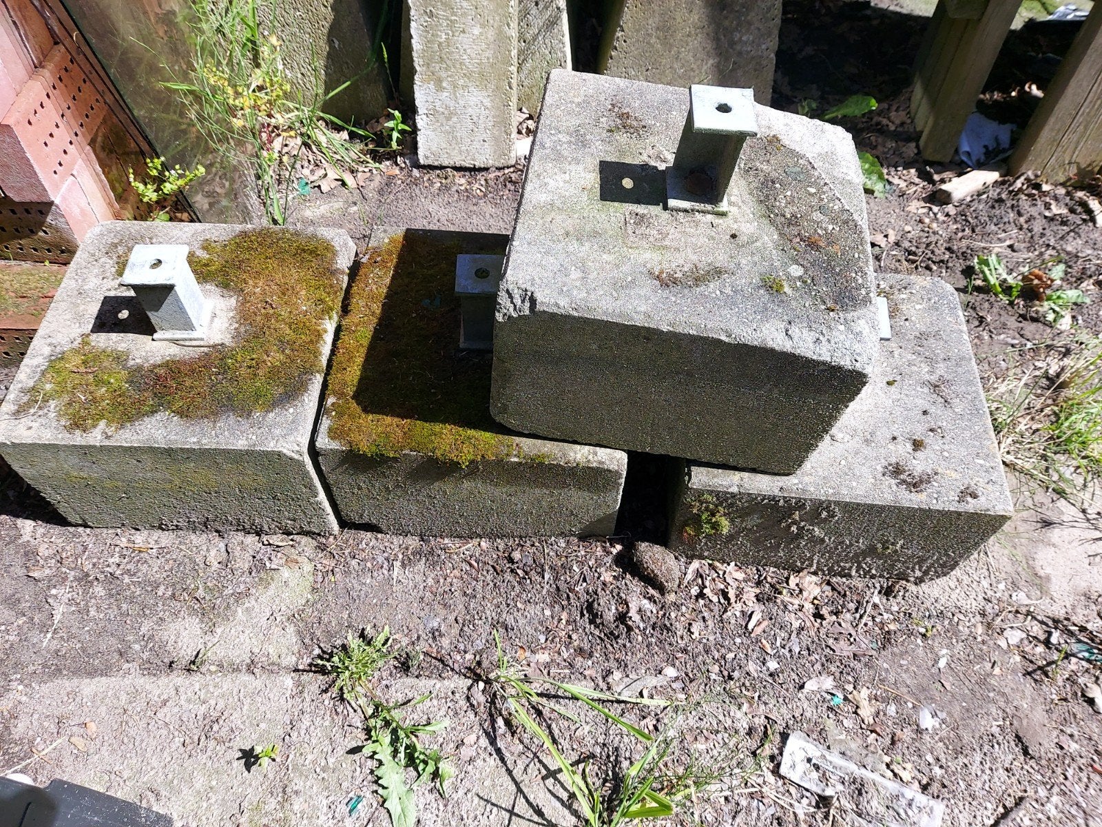 4 betonpoeren voor eigen project, Ophalen, Gebruikt
