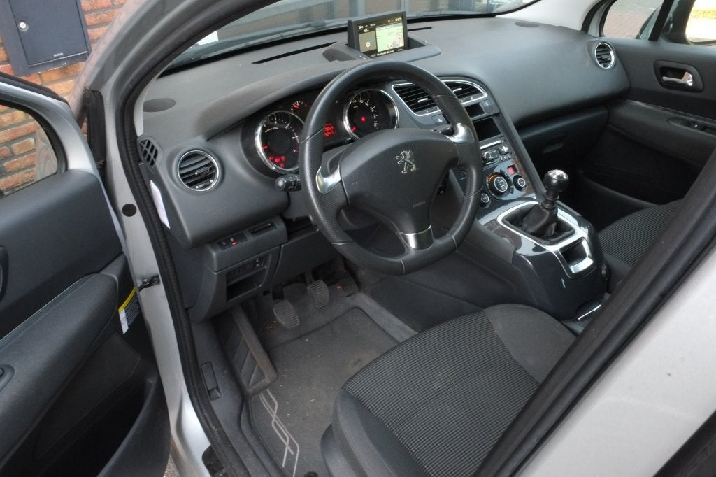 Peugeot 5008 1.6 THP Style 7p. | Achteruitrijcamera | Naviga, Auto's, Peugeot, Euro 5, 15 km/l, Gebruikt, 4 cilinders
