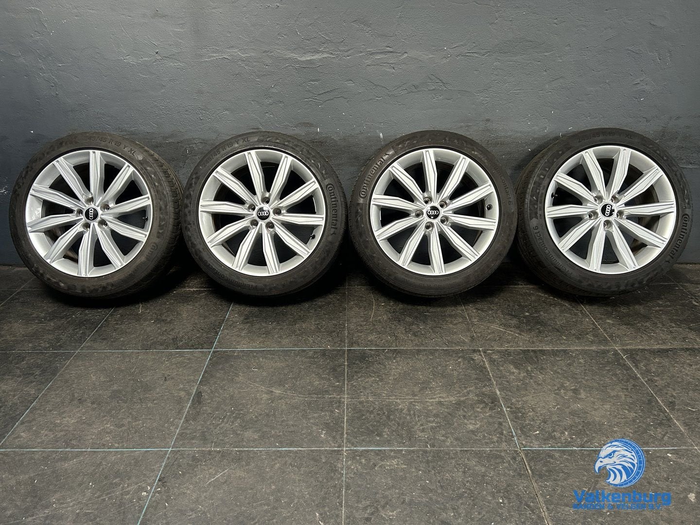Originele Audi Q3 83A 19 inch velgen 5x112 zomerbanden 245/4, Auto-onderdelen, Banden en Velgen, 19 inch, -, -, Banden en Velgen