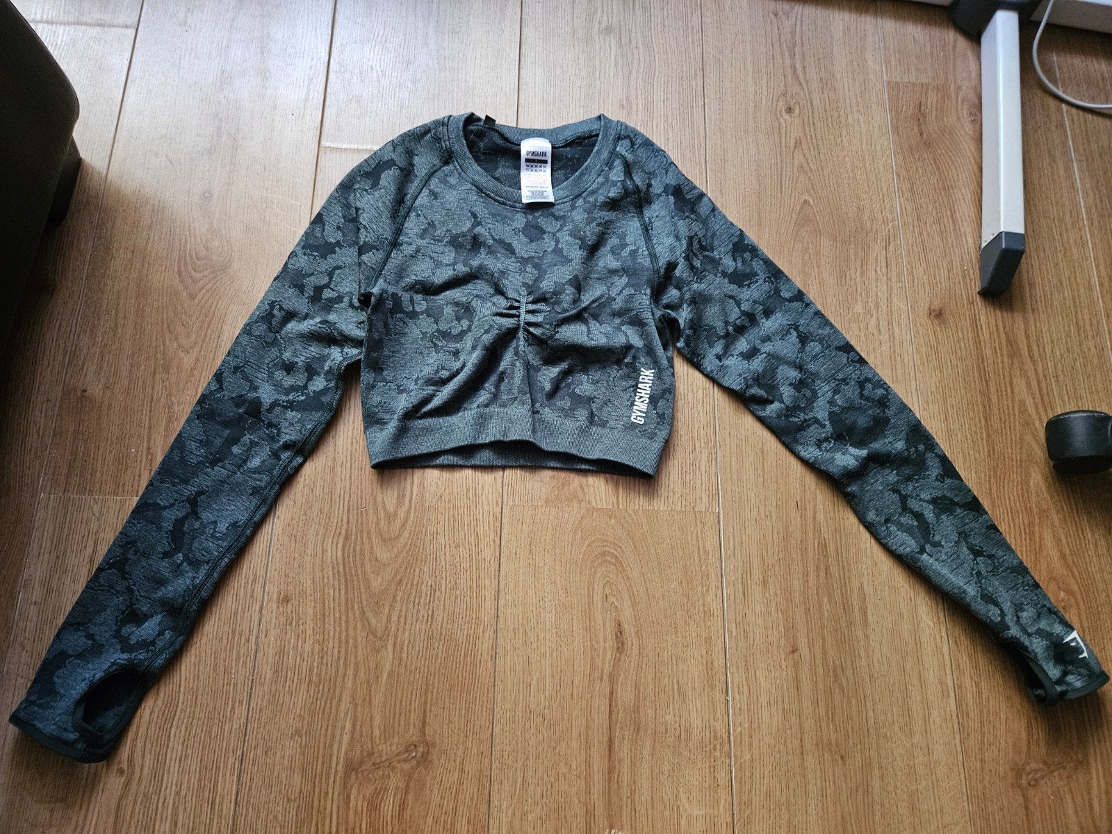 Gymshark Adapt Camo Seamless Crop Top Obsidian Green maat S, Nieuw, Ophalen of Verzenden, Maat 36 (S), Groen