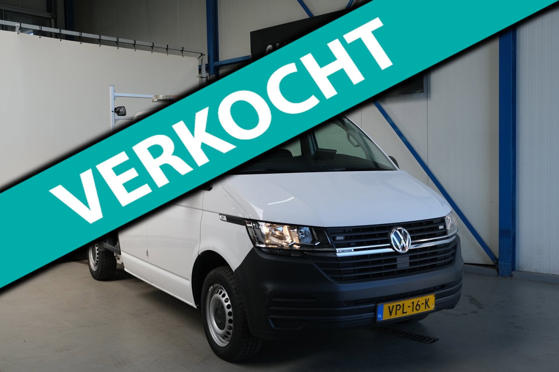 Volkswagen Transporter 2.0 TDI 150 pk L2H1 4-Motion DC 30 Pi, Auto's, Volkswagen, Automaat, Gebruikt, Euro 6, 4 cilinders