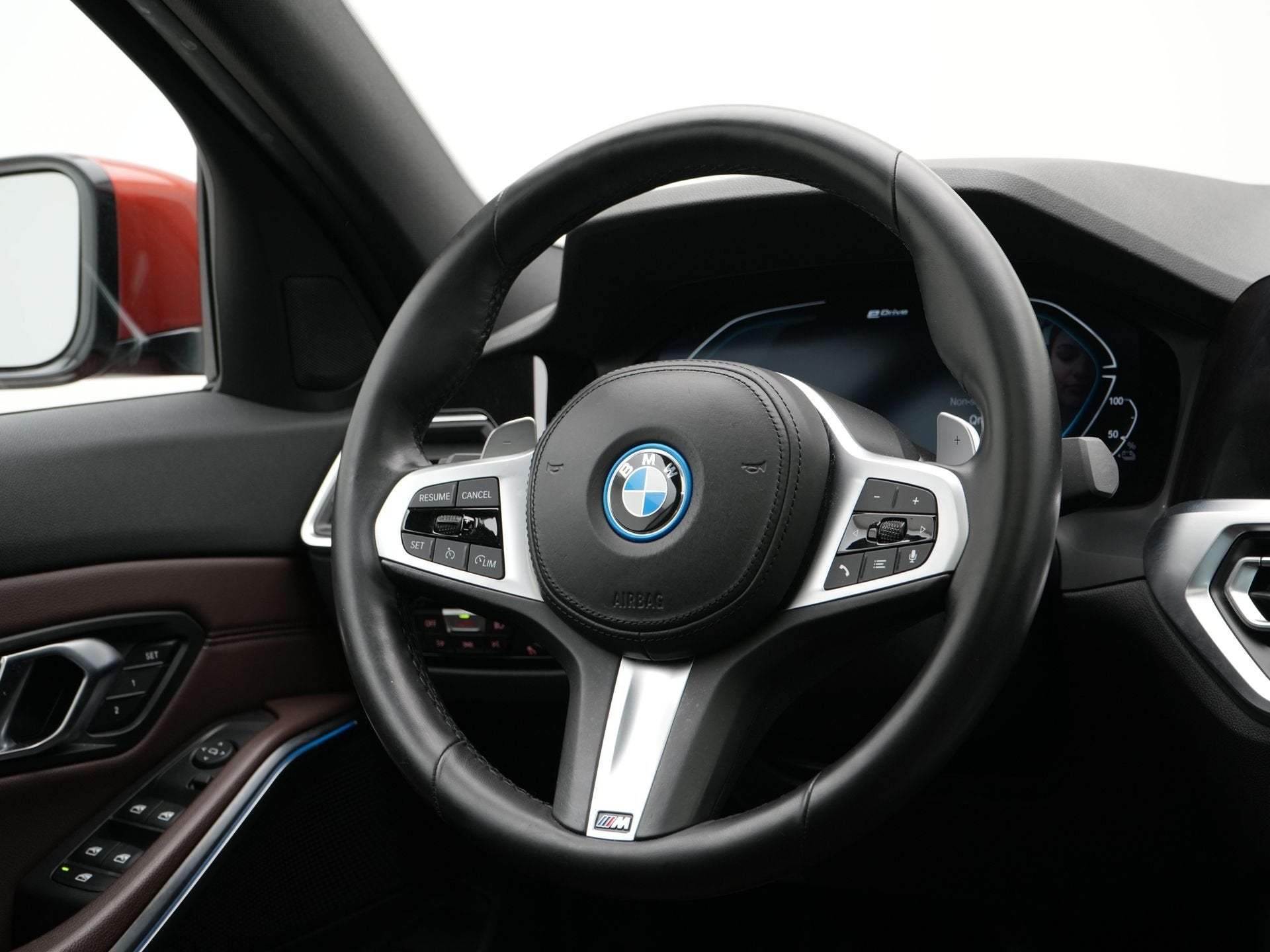 BMW 3 Serie 330e Sedan M-Sport Hybrid (bj 2022, automaat), Auto's, Automaat, 1998 cc, Gebruikt, Met garantie (alle)