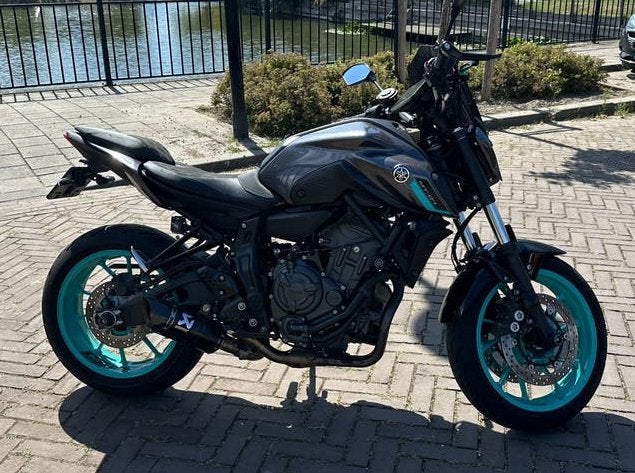 MT-07 A2 met akrapovic met 3 jaar yamaha garantie, Particulier, Naked bike