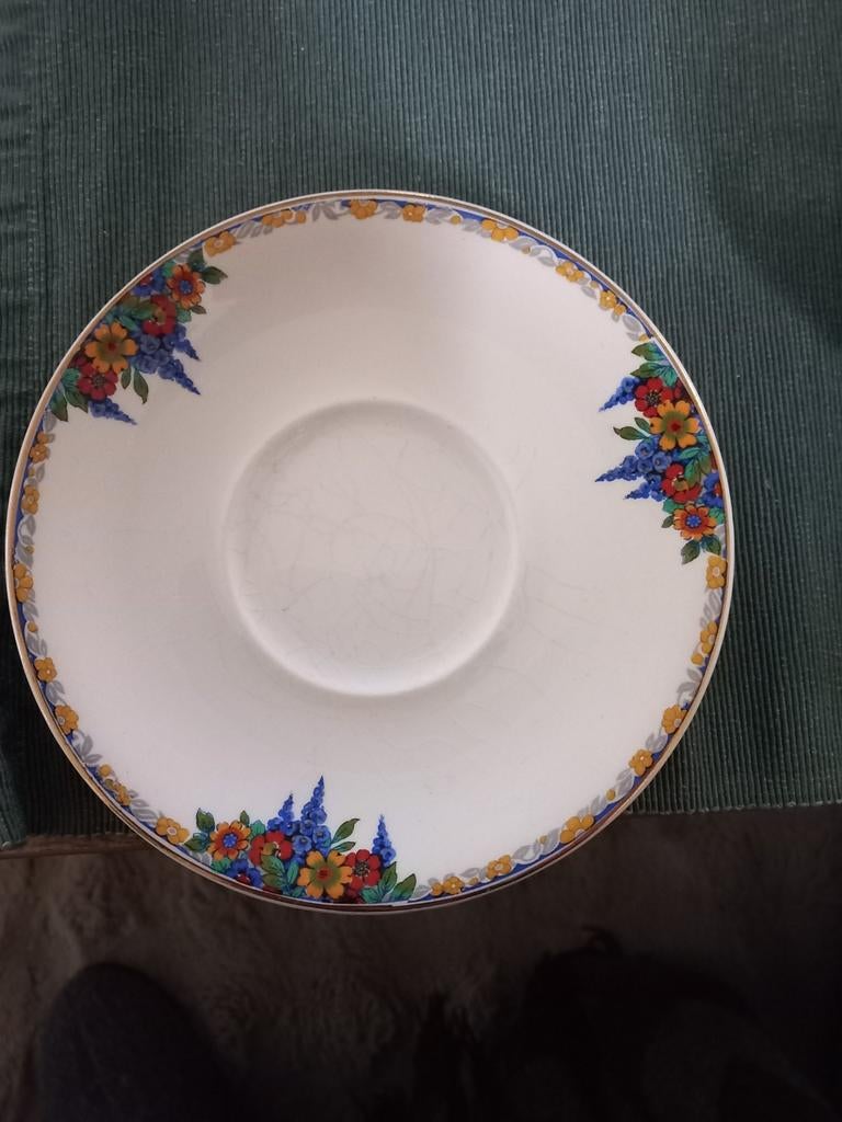 Vintage J&G Meakin Sol 391413 kop en schotel, bloemmotief, Antiek en Kunst, Antiek | Servies los, Ophalen of Verzenden