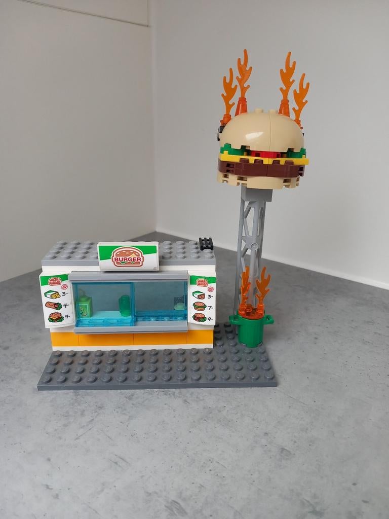 Lego city hamburgerzaak brand (60214), Ophalen of Verzenden, Zo goed als nieuw, Complete set, Lego