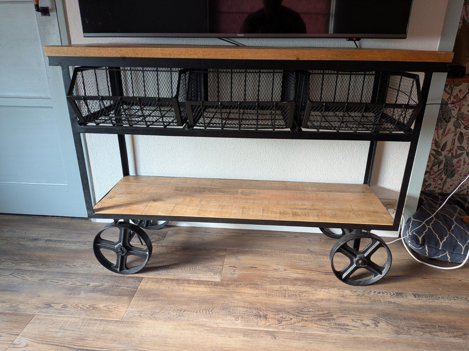 De Bommel TV Meubel/Dressoir op Wielen - 90x130x41 cm, Gebruikt, 100 tot 150 cm, Minder dan 100 cm, Industrieel