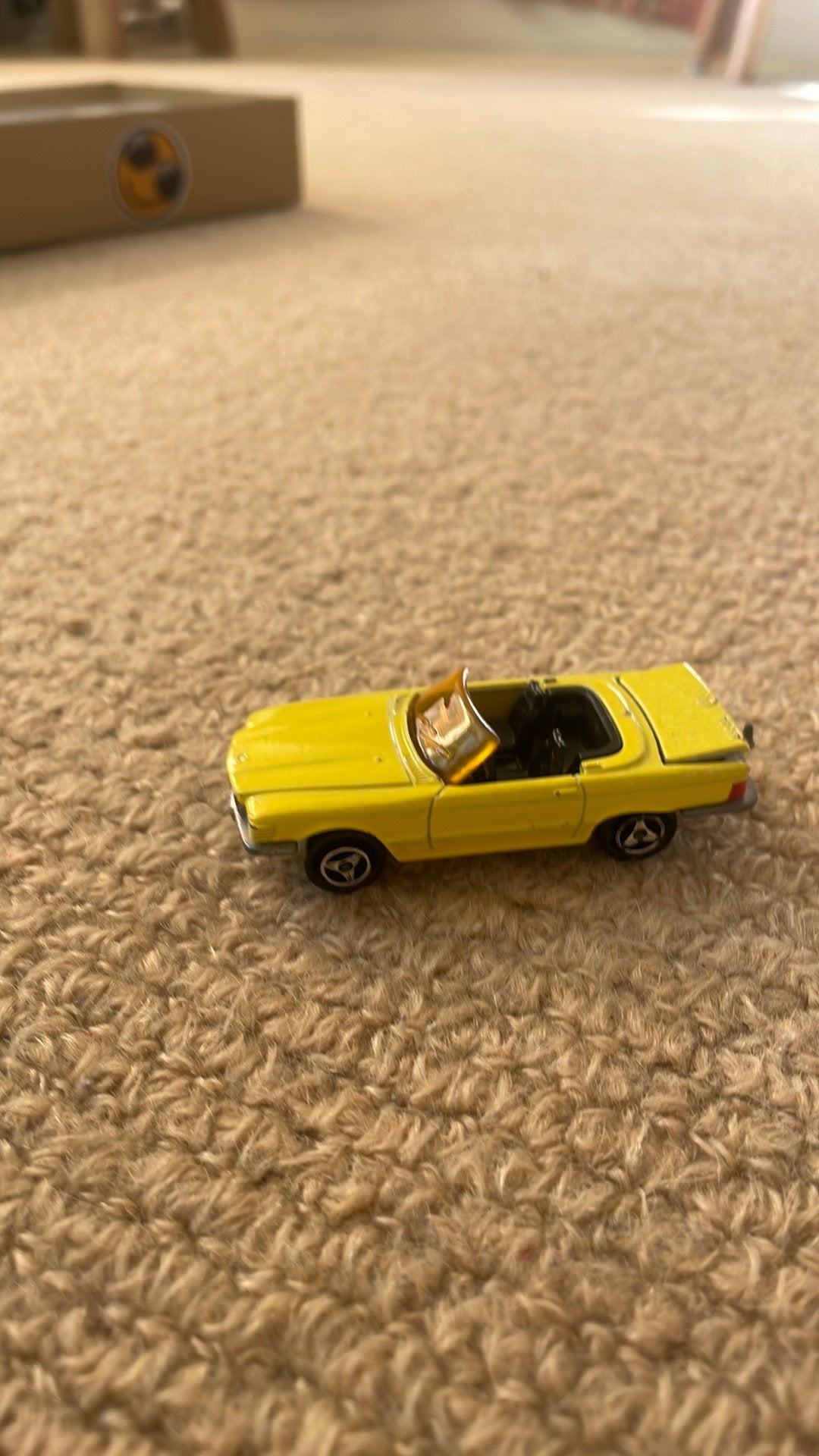 Model auto mercedes 350SL, Ophalen of Verzenden, Zo goed als nieuw, Auto, Bburago