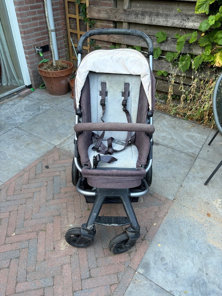 Easywalker Harvey met kinderzitje, Kinderen en Baby's, Kinderwagens en Combinaties, Gebruikt, Verstelbare duwstang, Ophalen, Kinderwagen