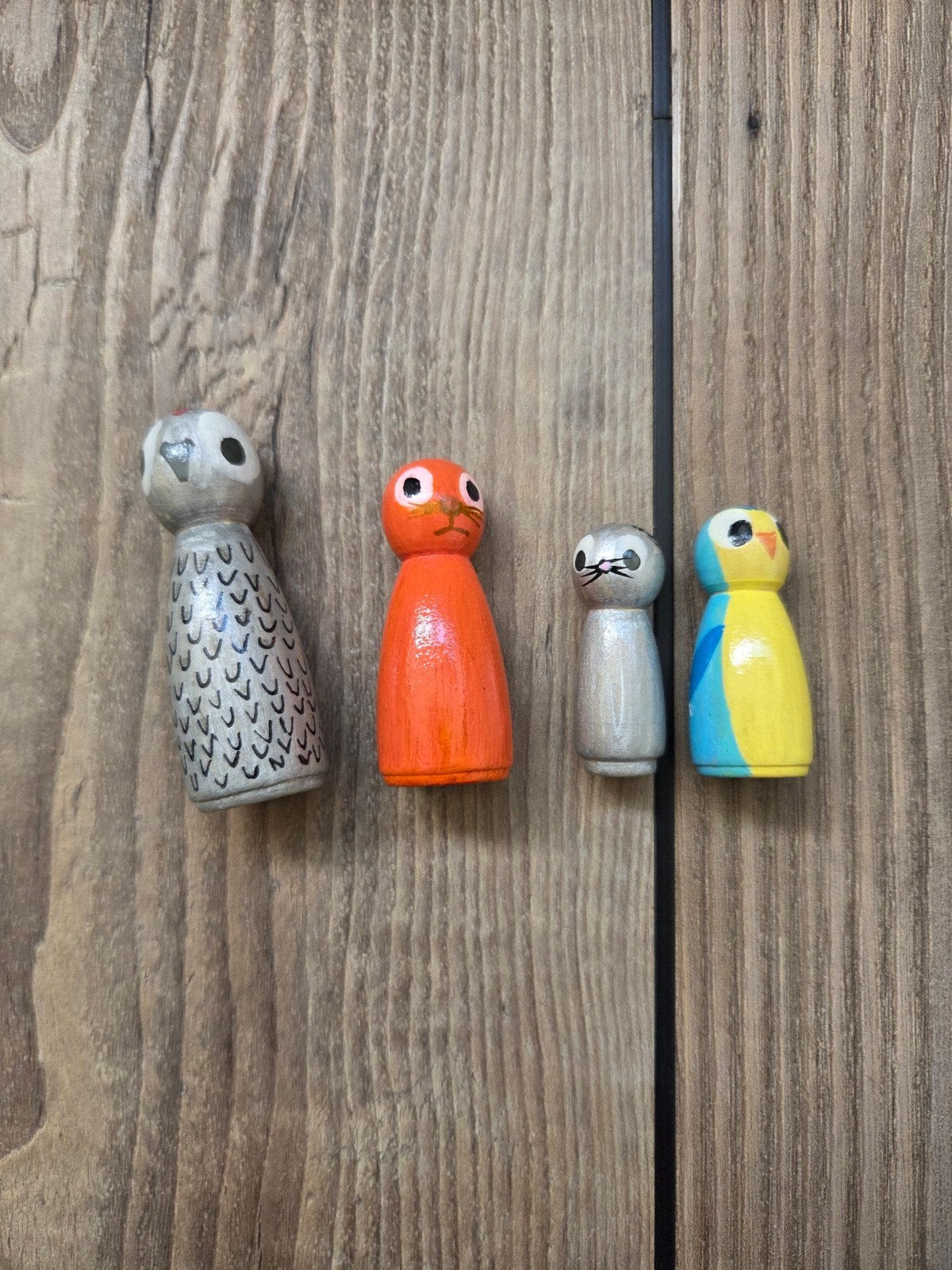 Handgeschilderde, houten figuren van "De Blaadjesdief", Ophalen of Verzenden, Gebruikt