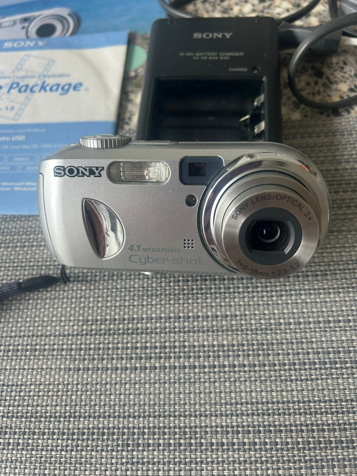 SONY Compact Camera, Ophalen, Zo goed als nieuw, Sony