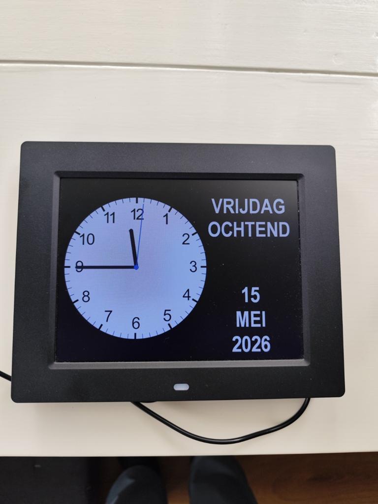 Digitale Kalender Dag Klok met Afstandsbediening, Ophalen of Verzenden, Zo goed als nieuw, Digitaal, Wekker of Tafelklok
