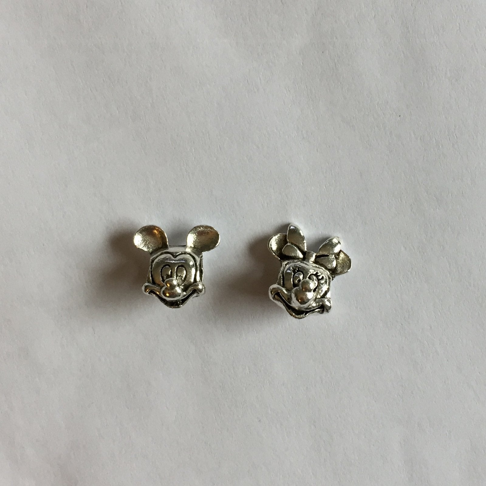 Mickey plus Minnie mouse bedels bedeltjes Disney 925 Pandora, 4 bedels of meer, Ophalen of Verzenden, Zo goed als nieuw, Zilver