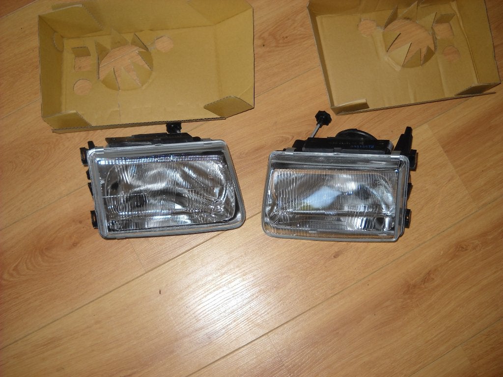 koplamp piaggio porter, Auto-onderdelen, Ophalen of Verzenden, Nieuw, Daihatsu