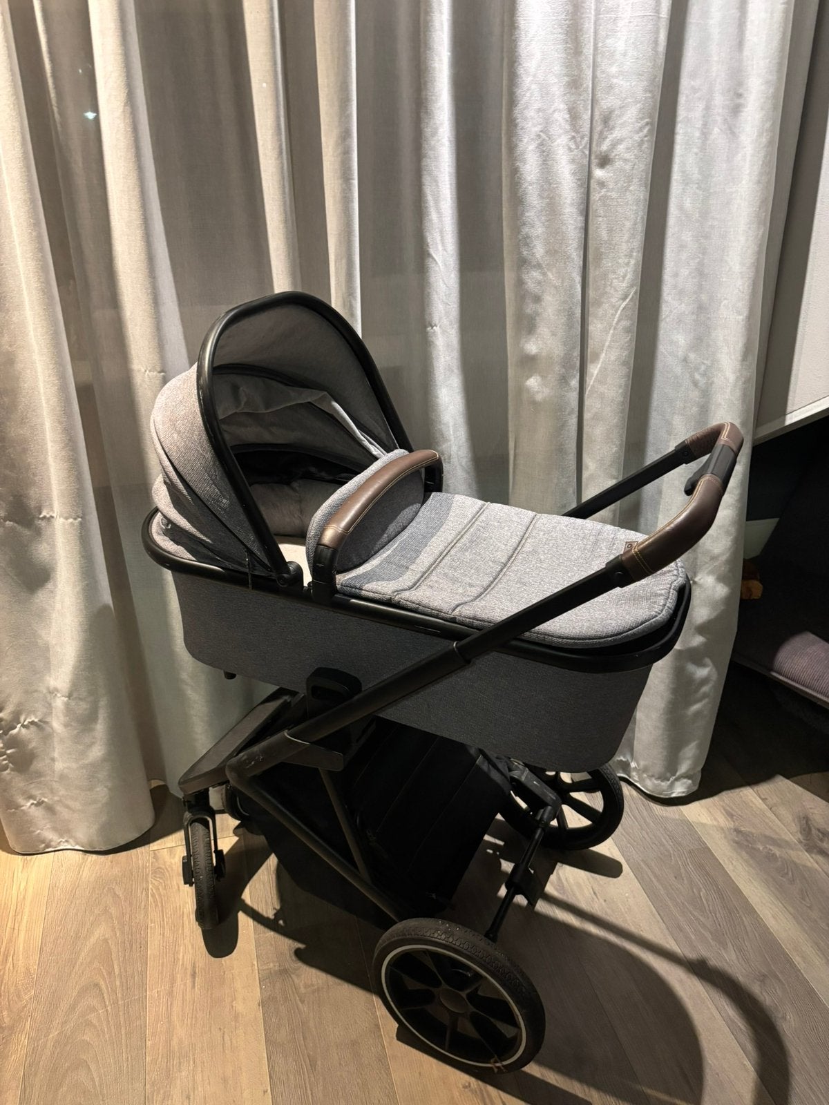 Qute Q-Rider 2-in-1 kinderwang incl bijpassende voetenzak, Gebruikt, Verstelbare duwstang, Combiwagen, Ophalen