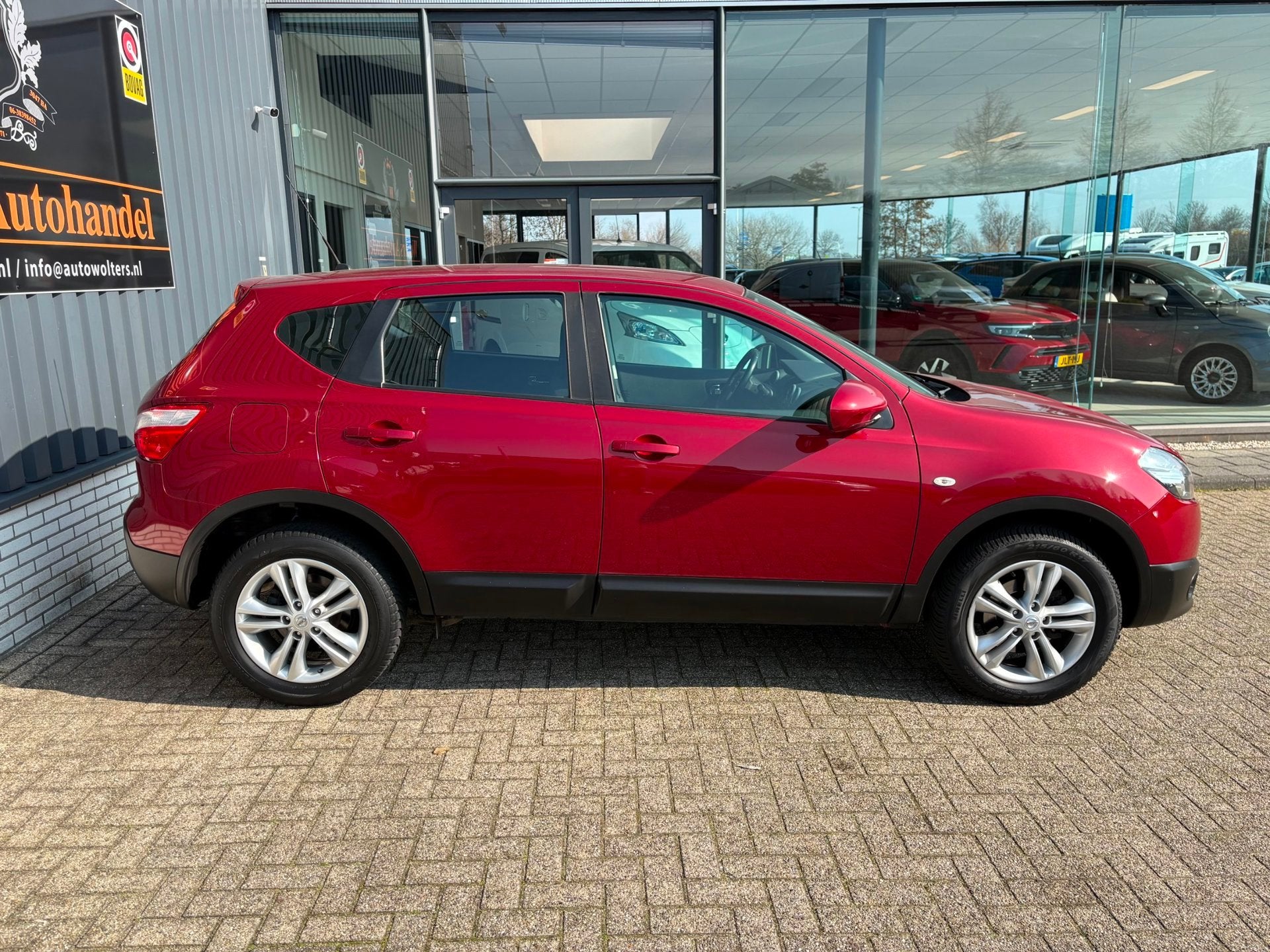Nissan Qashqai 1.6 Connect Edition, Auto's, Nissan, Voorwielaandrijving, Stof, Gebruikt, Zwart