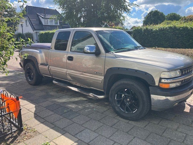 GEZOCHT: dorpels voor een Chevrolet Silverado 1999, Chevrolet, Voor, Nieuw, Ophalen of Verzenden