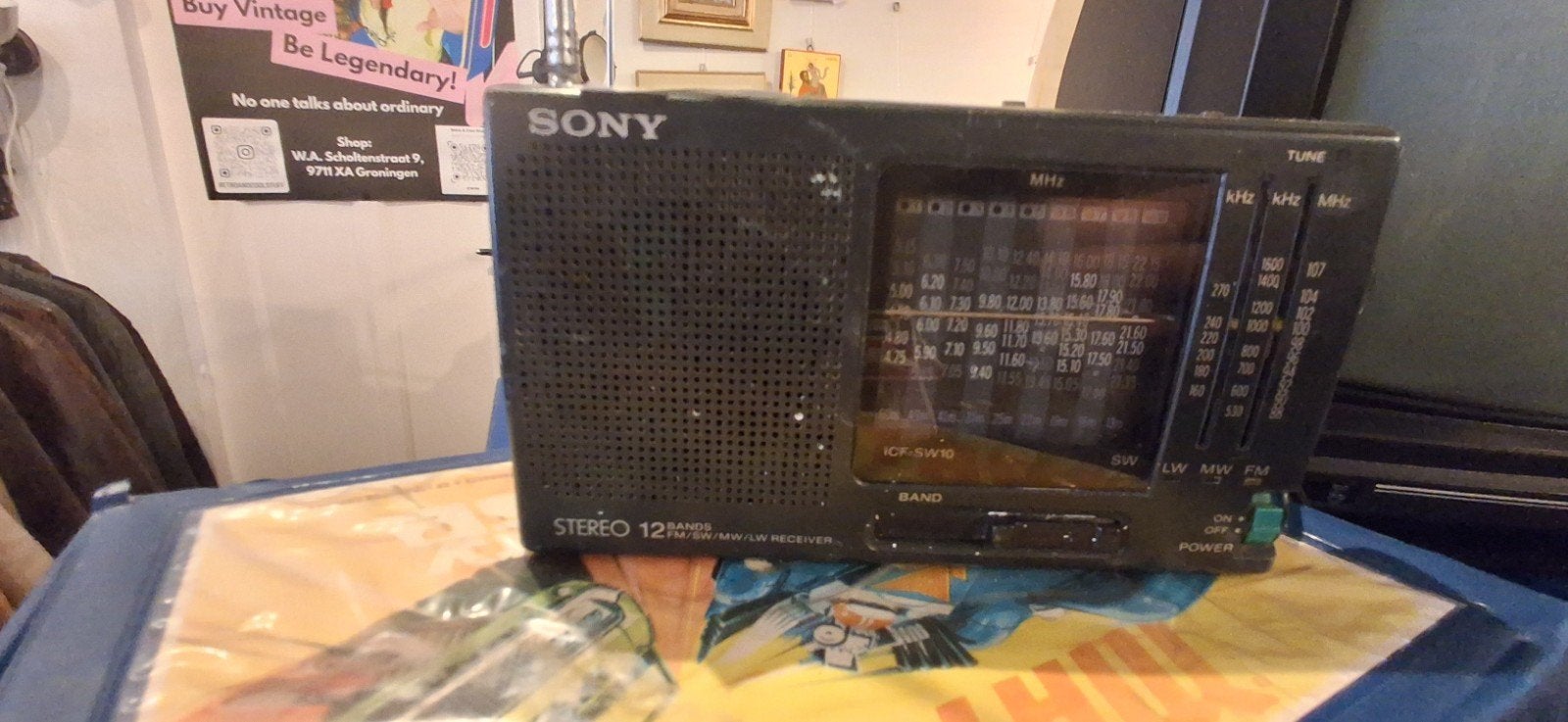 Sony ICF-SW1E Stereo 12 Band Wereldontvanger Radio, Gebruikt, 1-7-1 Konan, Minato-ku, Tokyo 108-0075, Japan, Ophalen of Verzenden
