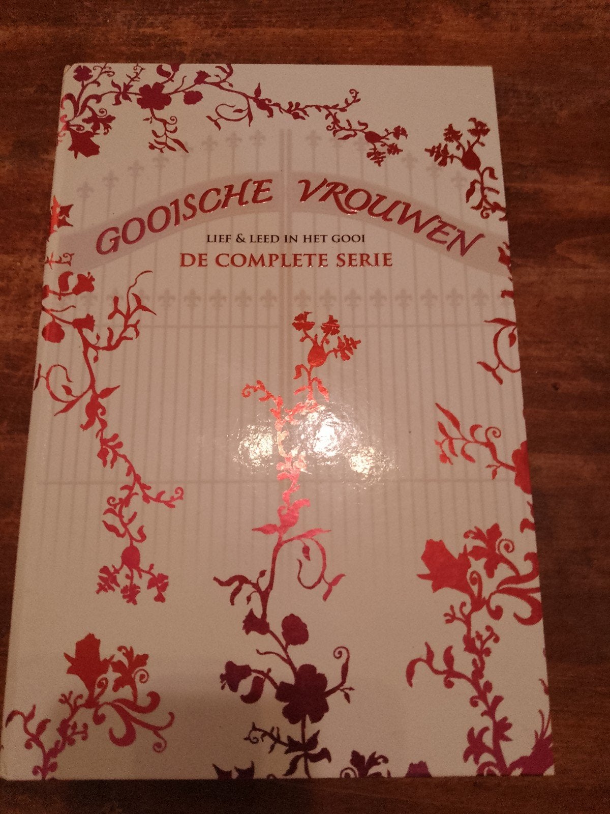 Gooische Vrouwen: Lief & Leed in het Gooi, Nederlands, Inclusief boekje, Zo goed als nieuw, Komedie
