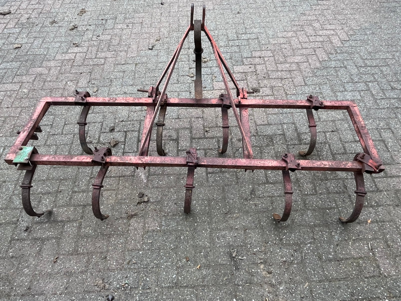 Triltand, cultivator, Ophalen, Wiellader of Shovel