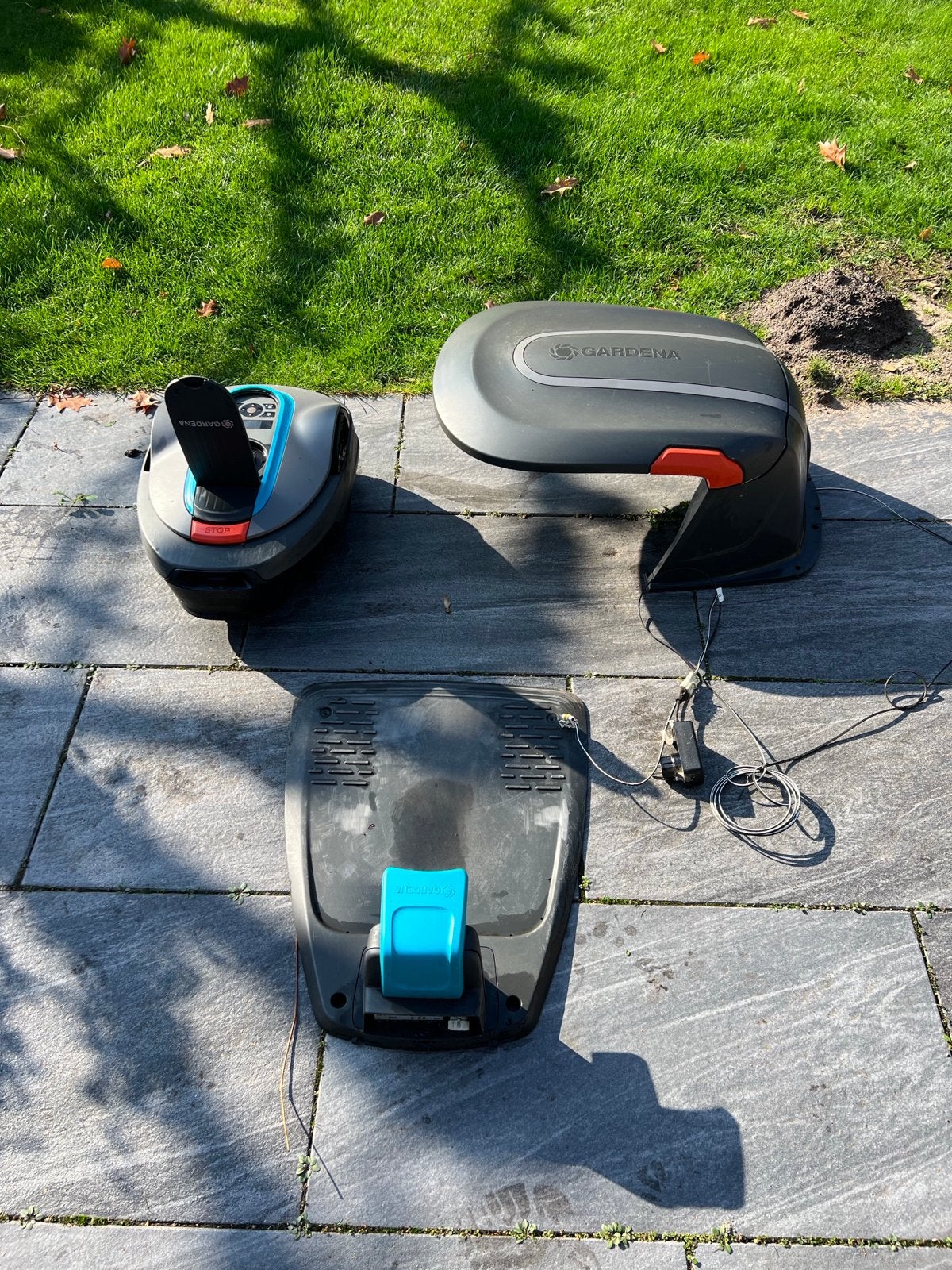 Gardena Sileno City Robotmaaier met Laadstation en Garage, Tuin en Terras, Ophalen, Gebruikt, 20 tot 25 cm