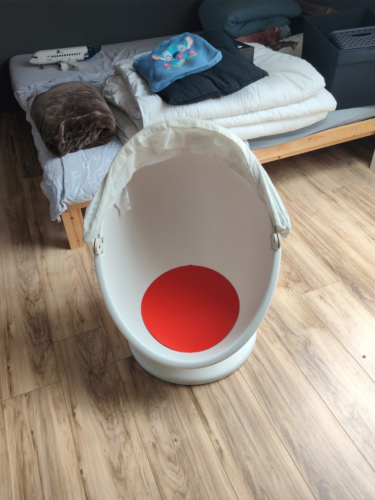 Leuke Ikea draai stoel bijna nieuw, Kinderen en Baby's, Kinderkamer | Inrichting en Decoratie, Ophalen of Verzenden, Zo goed als nieuw