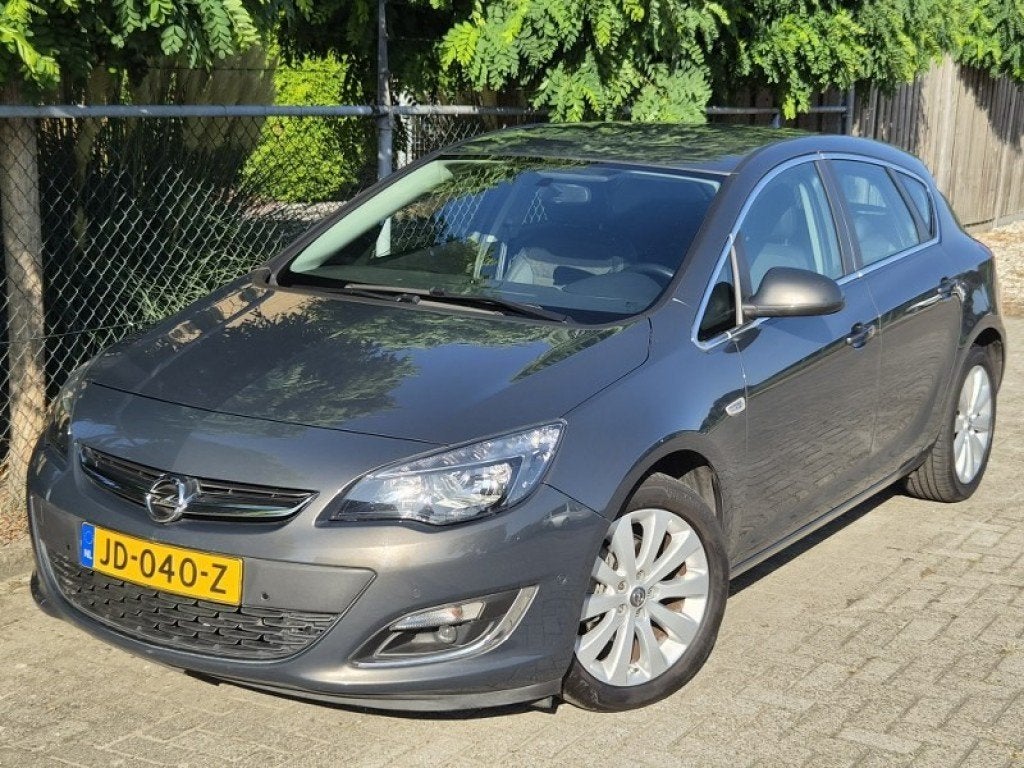 Opel ASTRA 1.4 Turbo Sport+ / cruise/clima/trekhaak/ automaa, Auto's, Opel, 15 km/l, Gebruikt, 4 cilinders, 1353 kg