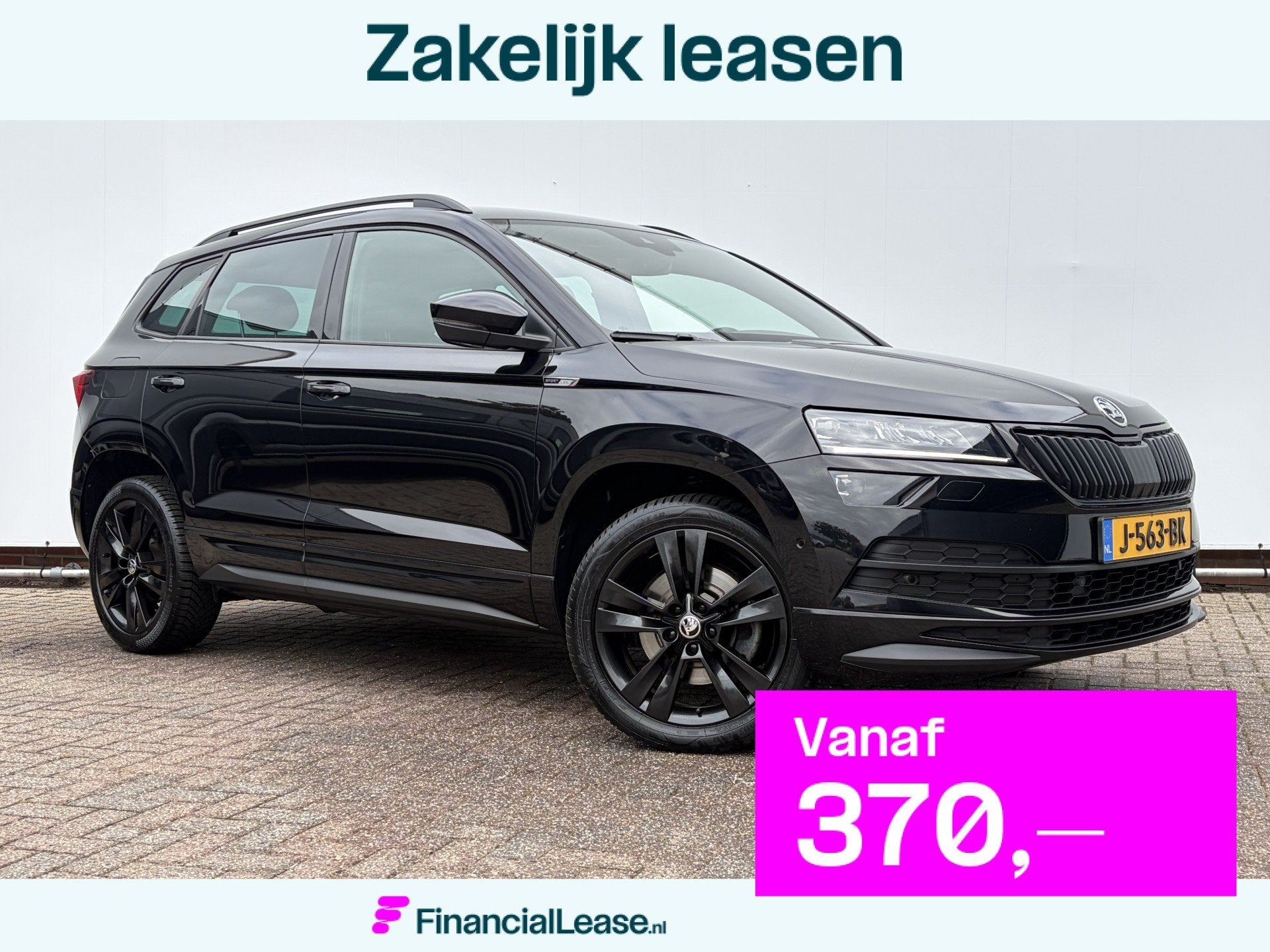 Skoda Karoq 1.5 TSI ACT Sportline Business Trekhaak Adap.Cru, 4 cilinders, 150 pk, Zwart, Bedrijf