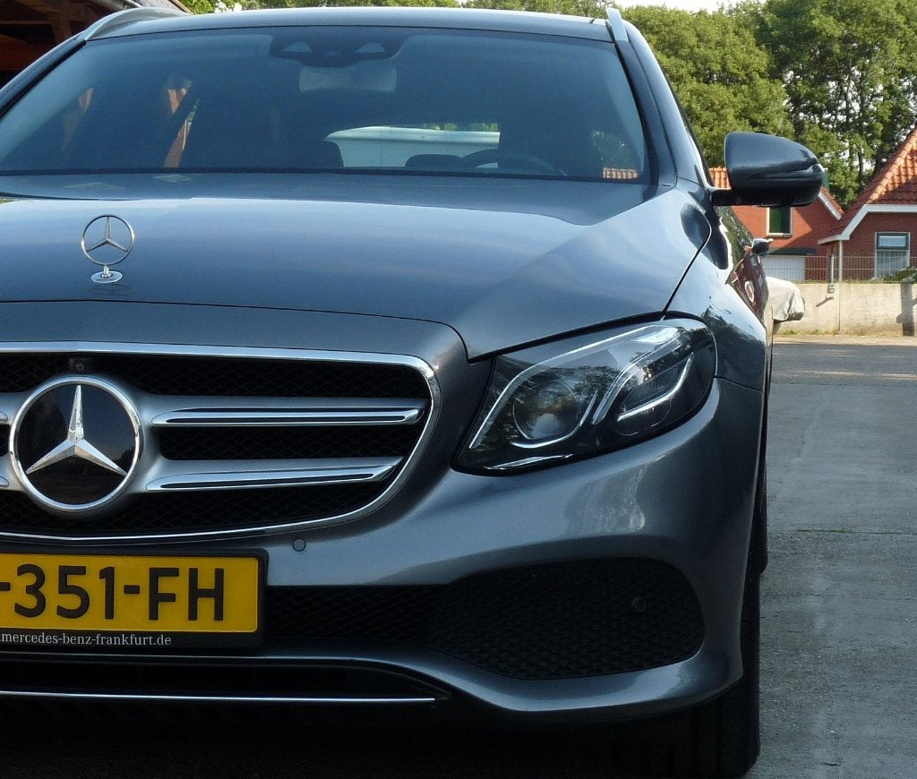 Mercedes-Benz E-Klasse E250 211pk 9G WIDESCREEN LEER PANO, Automaat, Parkeerassistent, Achterwielaandrijving, Zwart