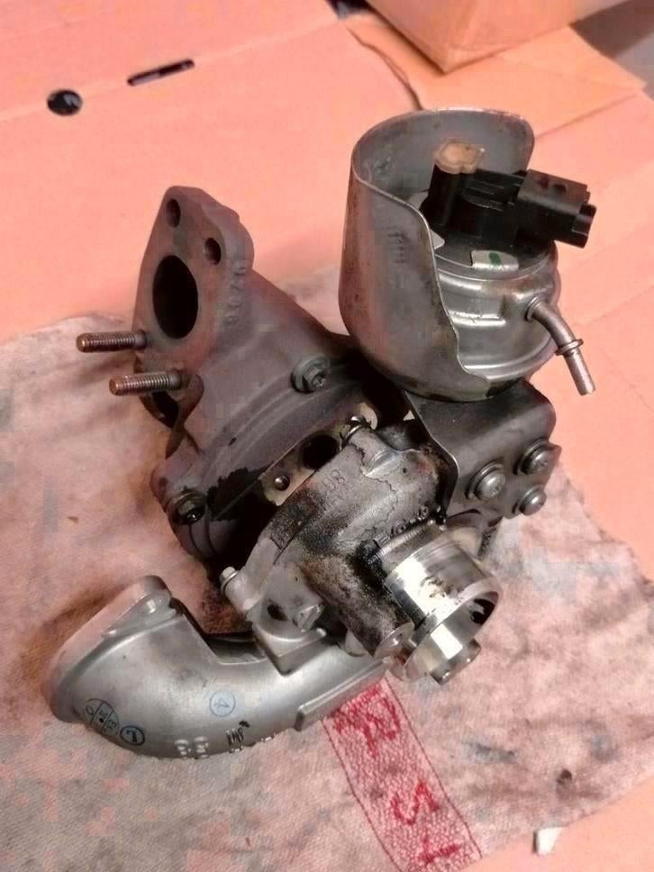 Turbo/waterpomp/retourleiding/oliefilterhuis PSA FORD/VOLVO, Auto-onderdelen, Ophalen, Nieuw