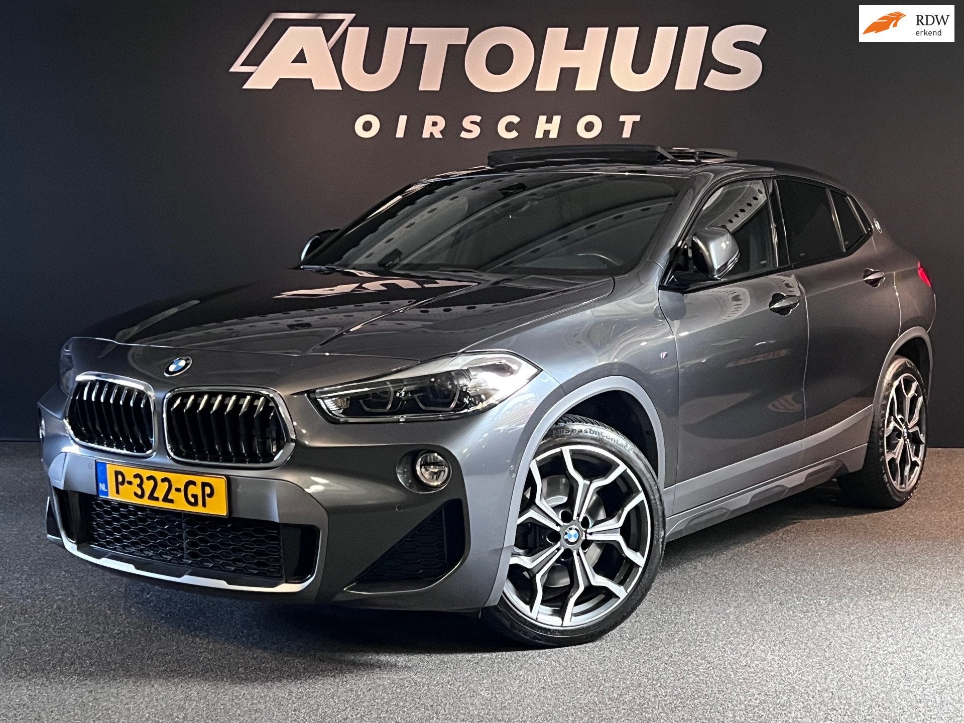 BMW X2 SDrive20i High Executive/ Pano/ Memory/ Keyless/ ACC/, Auto's, 1998 cc, 1435 kg, Alcantara, SUV of Terreinwagen