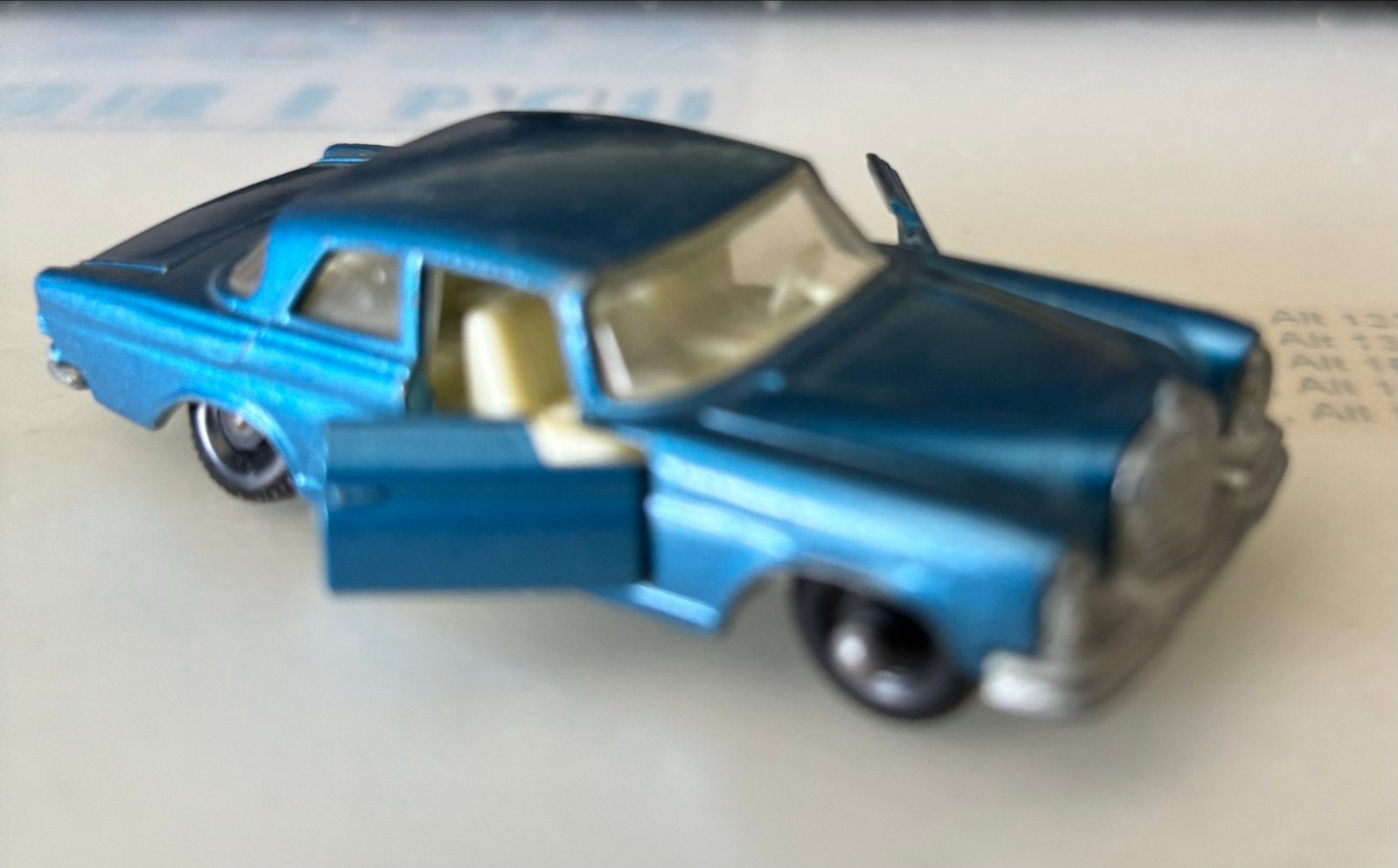 Matchbox no 46 Mercedes 300 SE - Blauw, Gebruikt, Ophalen, Gebruikt, Auto, Matchbox