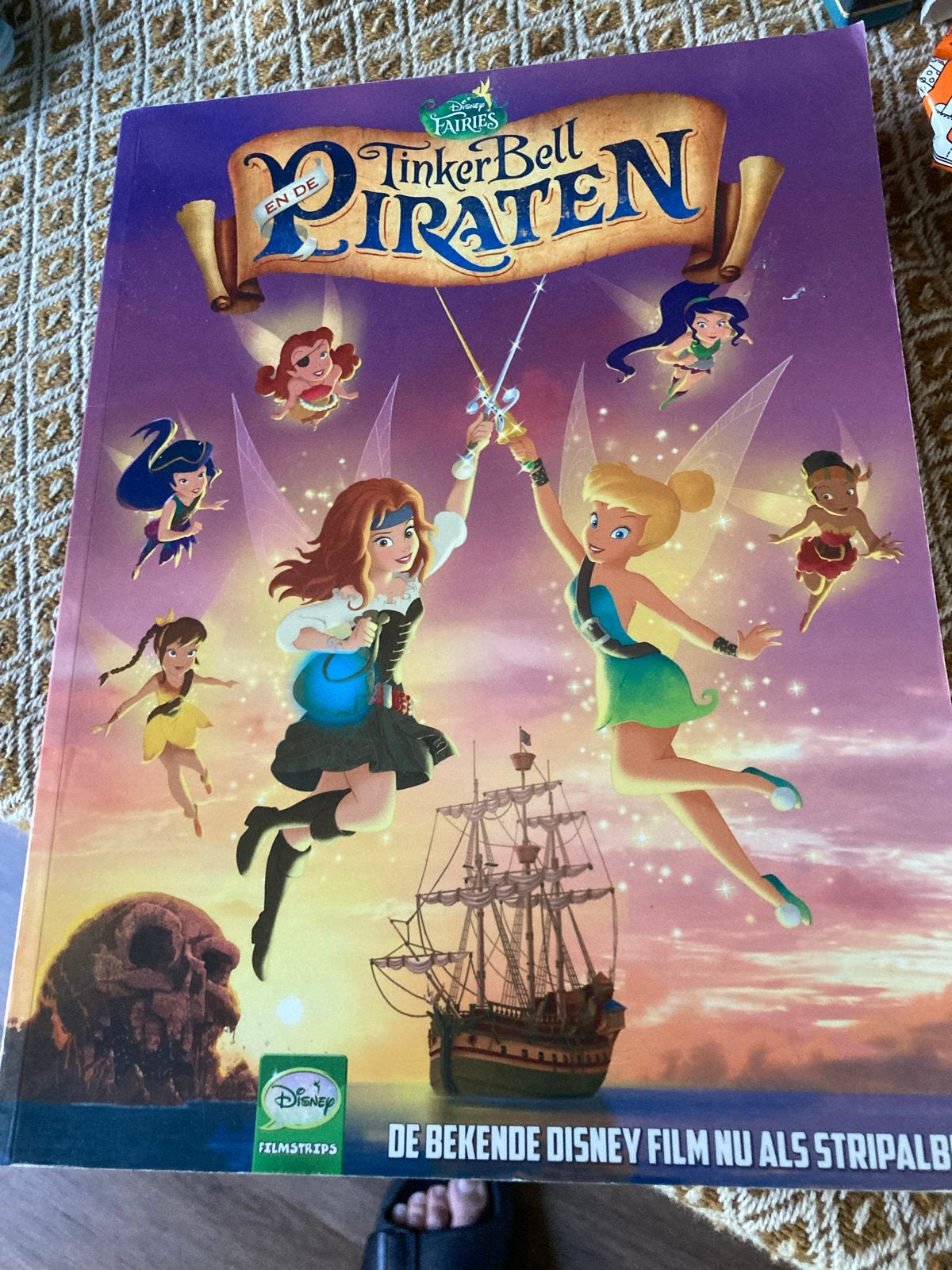 Tinkerbell en de Piraten - Disney Filmstrip Stripboek, Eén stripboek, Ophalen of Verzenden, Gelezen