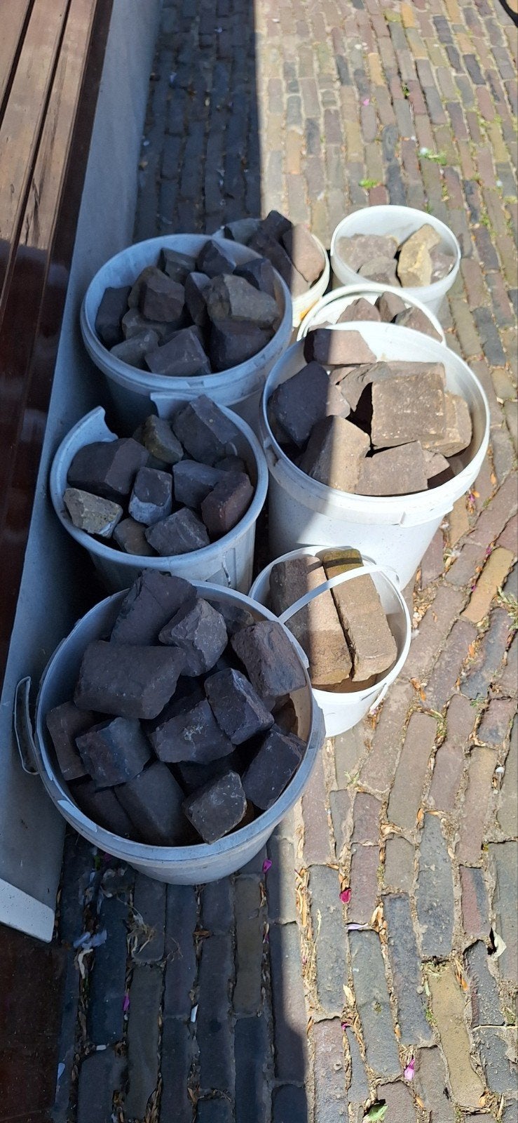 Halve en driekwart waaltjes, Ophalen, Gebruikt, Keramiek, Klinkers