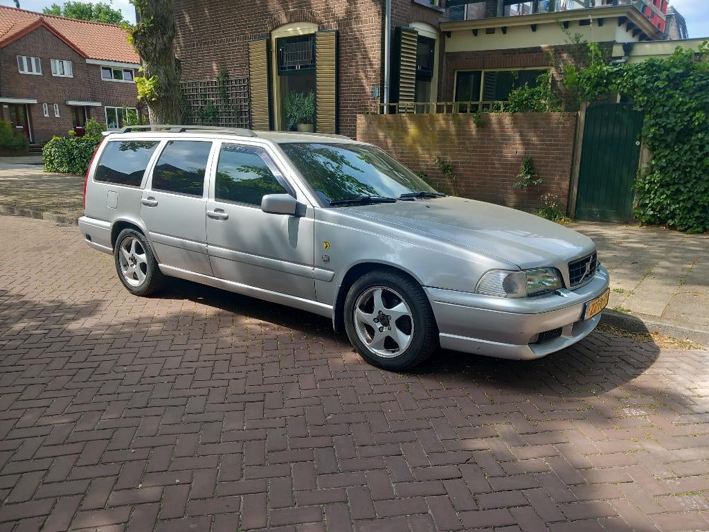 Volvo V70 2.5 Automaat, LPG3, Stationwagon, Particulier, 1600 kg, Te koop