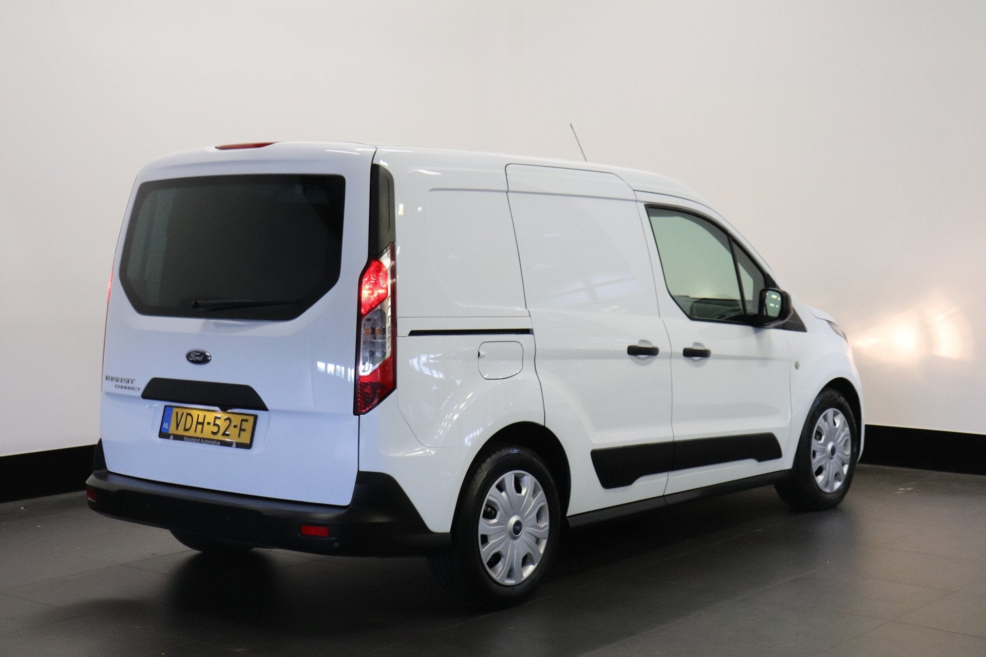 Ford Transit Connect 1.5 EcoBlue 100PK Automaat 2x schuifdeu, Dealer onderhouden, Gebruikt, 4 cilinders, Wit