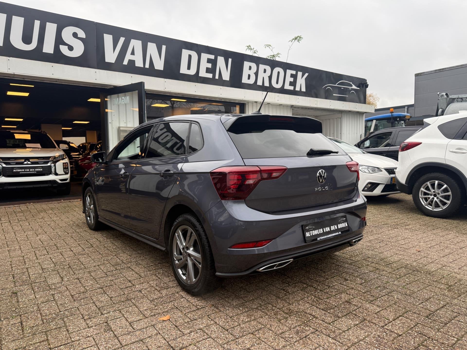 Volkswagen Polo 1.0 TSI R-Line|Navi|Cruise|Vitrual|Carplay|P, Voorwielaandrijving, Dealer onderhouden, Stof, Gebruikt