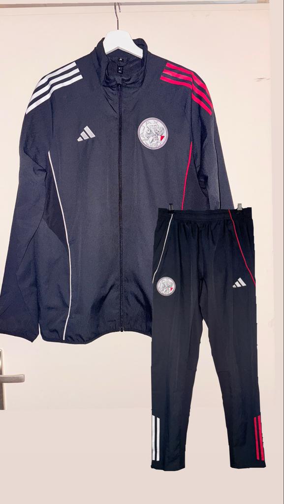 Nieuw! Ajax Amsterdam presentatiepak 2025/2026 Maat M, Maat 48/50 (M), Zwart, Nieuw, Ophalen of Verzenden