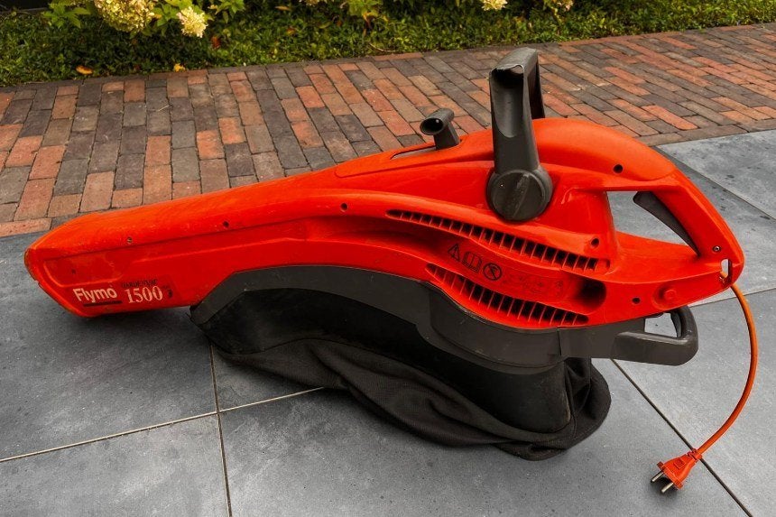 Flymo PowerVac 1500 - Bladblazer / Bladzuiger, Met opvangzak, Handgedragen, Ophalen of Verzenden, Elektrisch