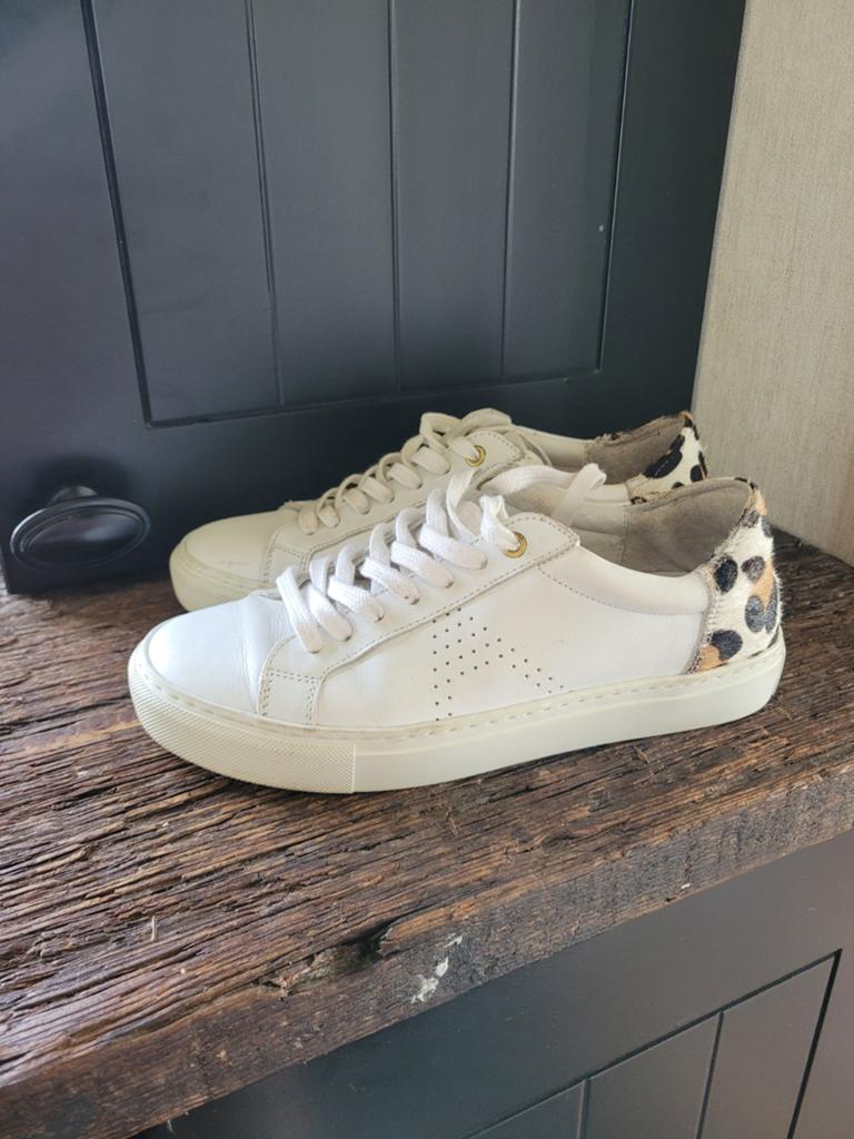 Manfield sneakers mt 37 38 wit print leer, Wit, Ophalen of Verzenden, Manfield, Sneakers of Gympen