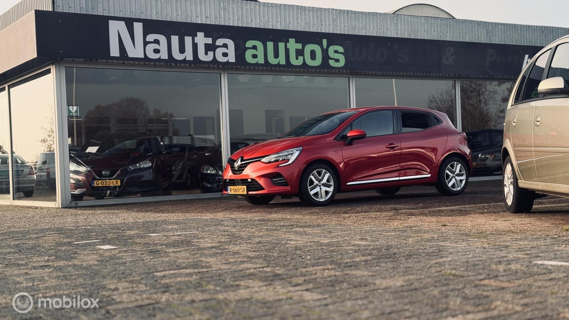 Renault Clio 1.0 TCe Zen, Auto's, Voorwielaandrijving, Gebruikt, 580 kg, 49 €/maand