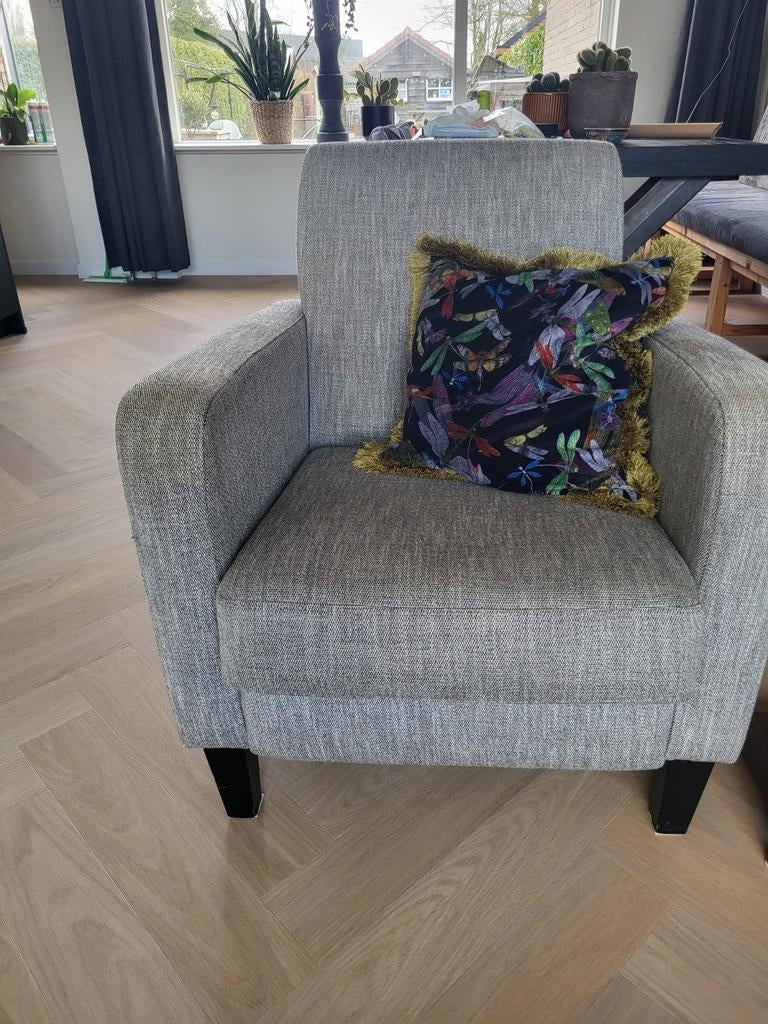 Prachtige lichtgrijze fauteuil - Comfortabel en stijlvol, Ophalen, Gebruikt, Eén, Modern