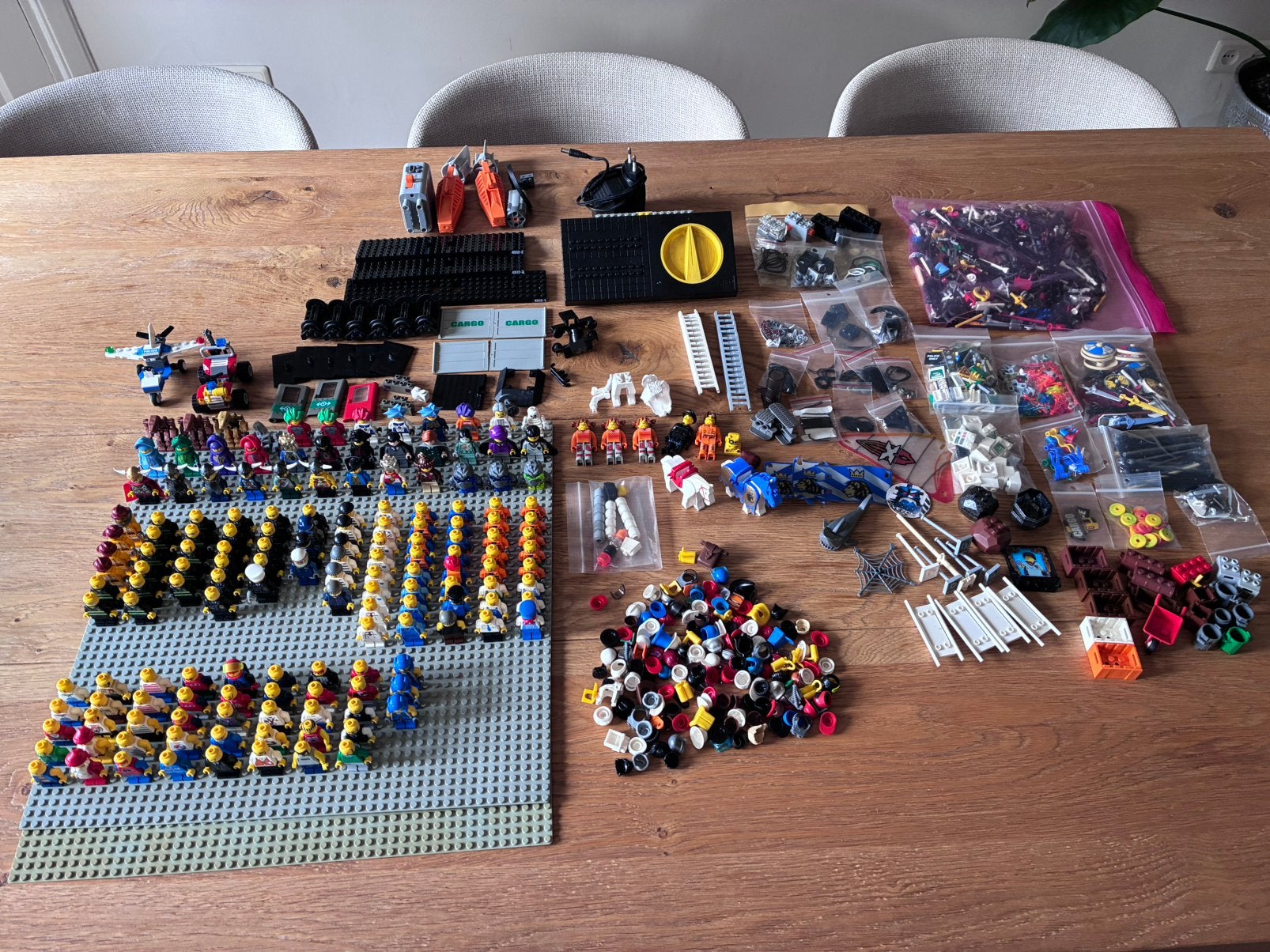 Grote LEGO Verzameling 32 kg, 162 Minifigures & Veel Sets!, Ophalen, Zo goed als nieuw, Lego