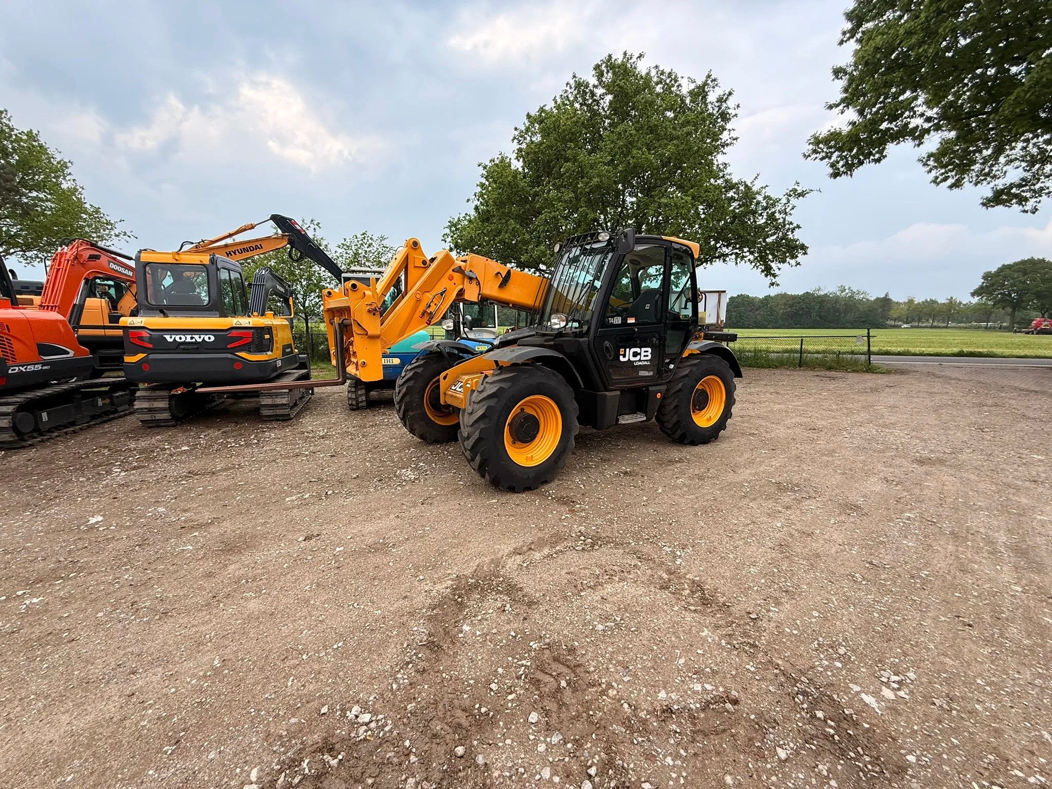 JCB 531-70 (bj 2018), Jansen Machines, Administratie@jansen-machines.com, Topperweg 60
3774 LJ  Kootwijkerbroek, Verreiker