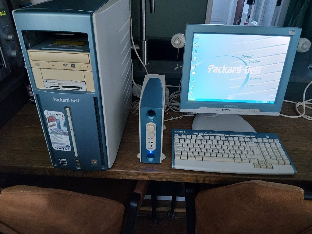 Packard Bell iMedia, Ophalen, Packard Bell