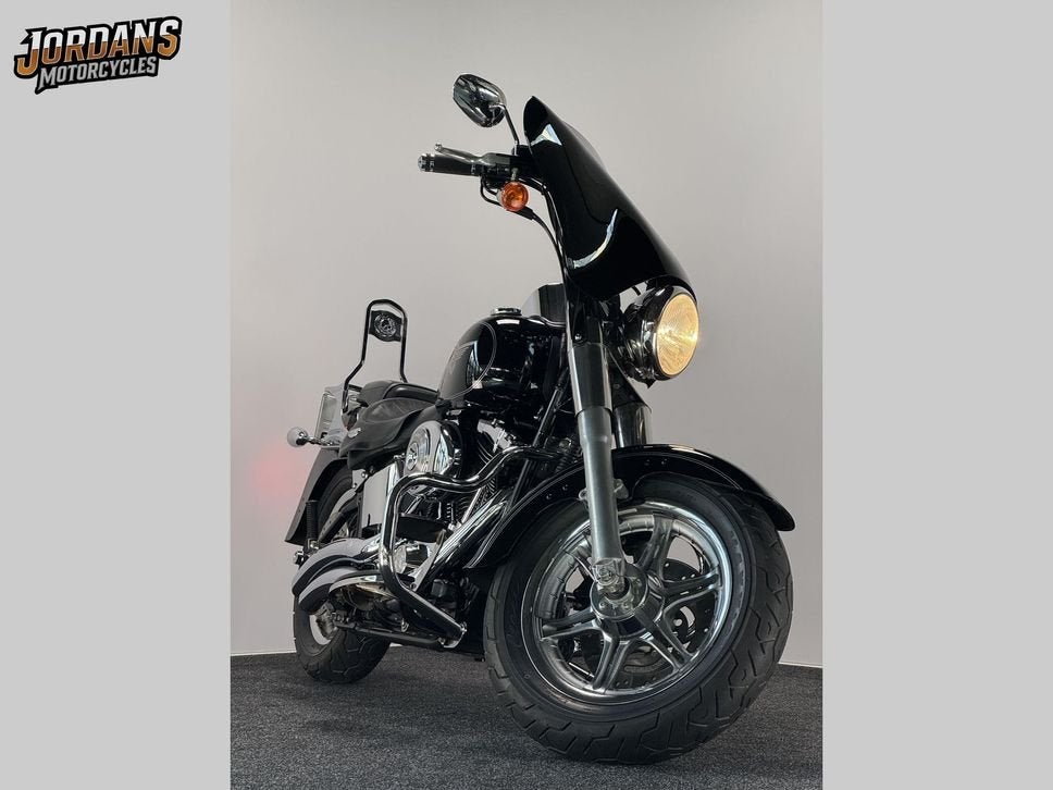 HARLEY-DAVIDSON FAT BOY FLSTFI | VANCE&HINES (bj 2004), 2 cilinders, HARLEY-DAVIDSON, Chopper, Bedrijf