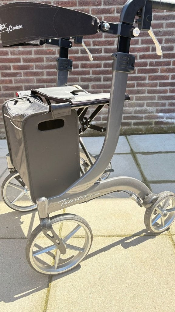 Travixx rollator in uitstekende staat, Diversen, Rollators, Ophalen of Verzenden, Opvouwbaar, Zo goed als nieuw